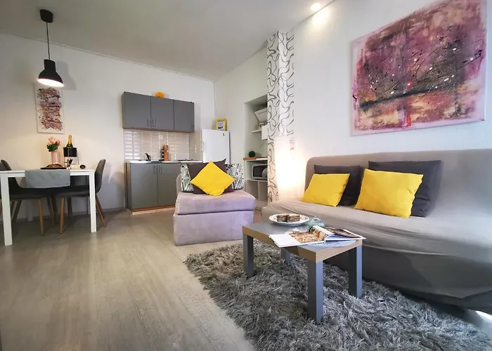 Roko In Appartement